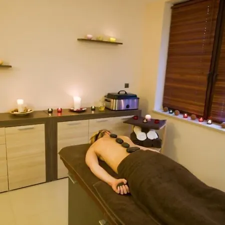 Zimnik Luksus Natury & Wellness Готель Ostre